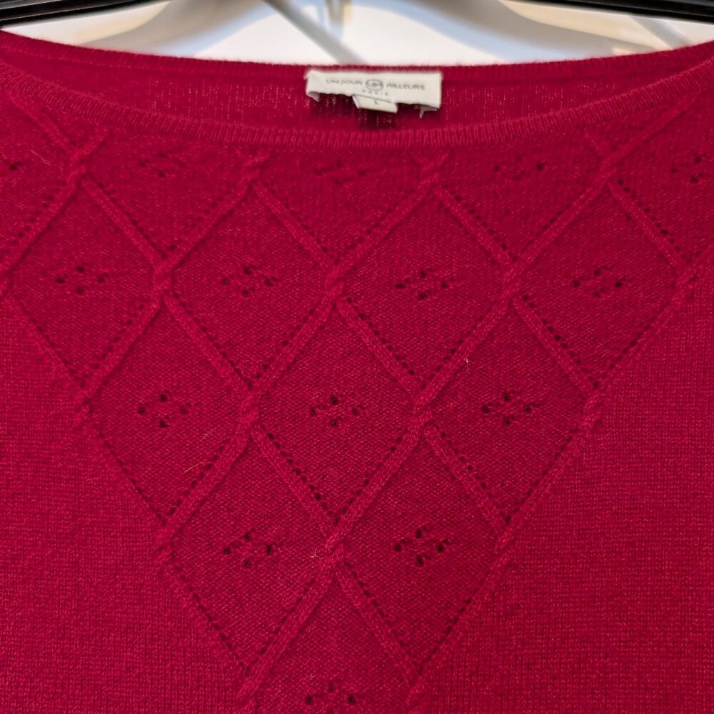 Un jour Ailleurs Red 100% Cashmere Sweater - Picture 2 of 5